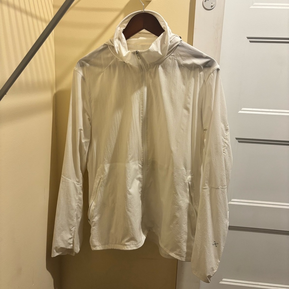 Lululemon Men’s Active Running Jacket - Medium
